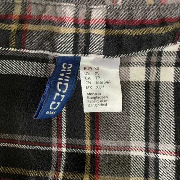 H&M Divided Plaid Flannel Shirt Black Red White Yellow Size XS - Picture 3 of 6